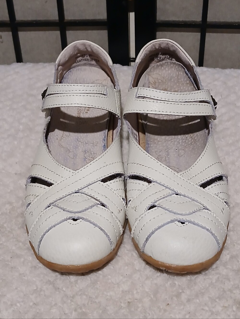 Women White Mary Jane Comfort Shoes